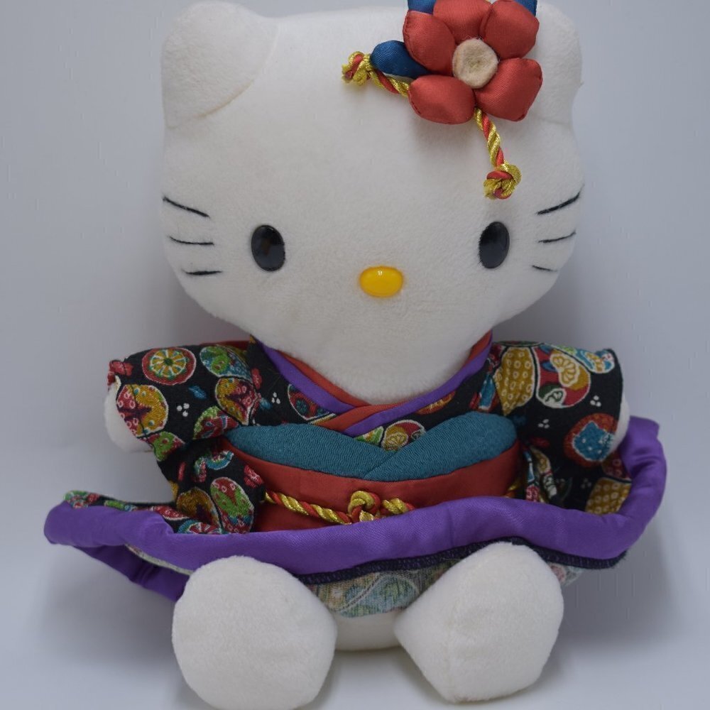 Sanrio Vintage Hello Kitty Japanesque Purple Red Kimono Plush Trinket